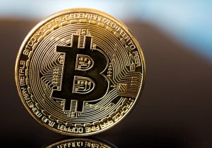 Entradas semanales de criptomonedas dominadas por Bitcoin